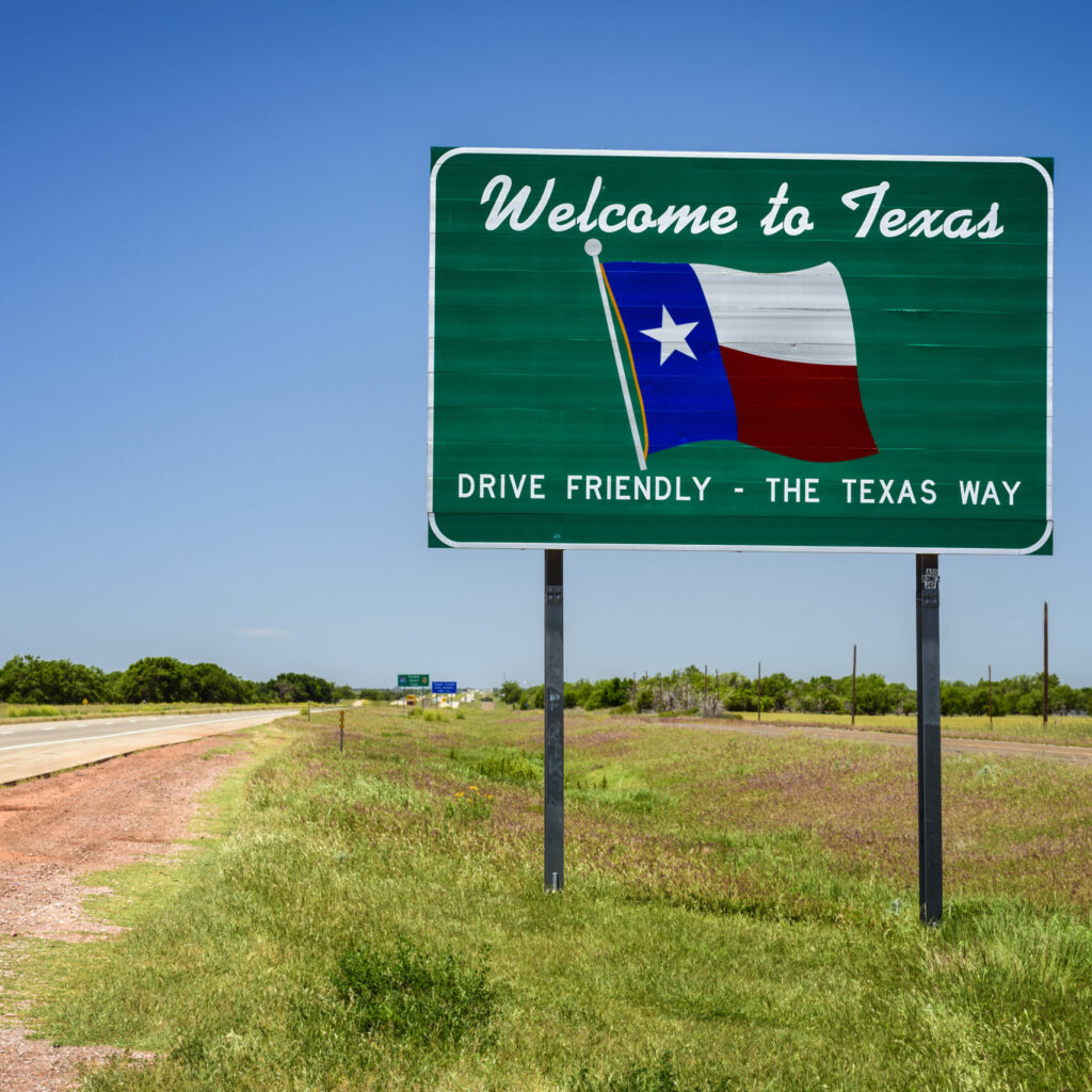 Welcome-to-Texas-State-Sign-Texas-USA-TRUE-amerika-america-amerika-rundreisen-usa-kanada-reiseveranstalter-individuelle-usa-reisen-abenteuer-stars-hollywood-movie-blockbuster-golden-gate-brigde-freiheitsstatue